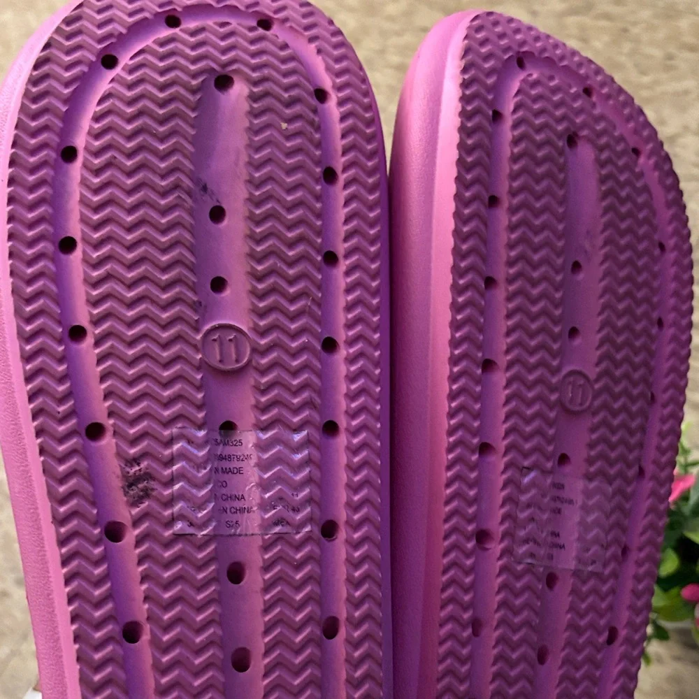 Havaianas Pink Hibiscus Women's Slippers - Picture 6 of 8